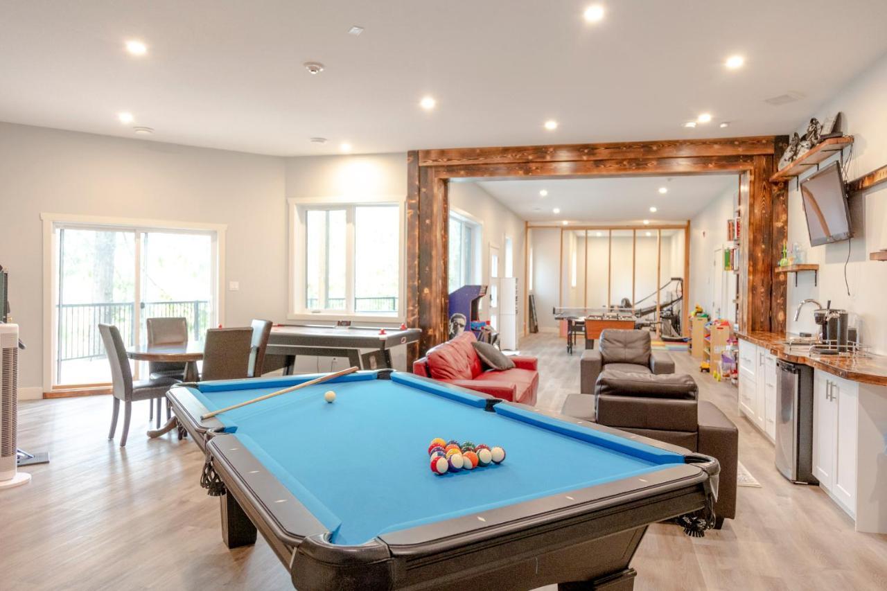 פרני Ski In Ski Out With Huge Game Room And Hot Tub מראה חיצוני תמונה
